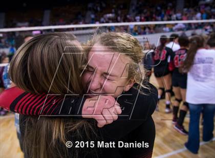Thumbnail 3 in Otis vs. Idalia (CHSAA 1A Final) photogallery.