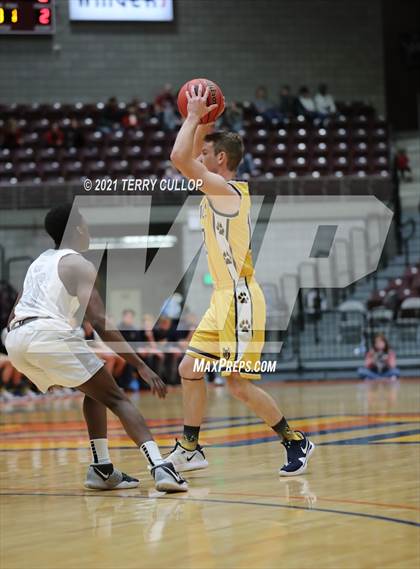 Thumbnail 3 in Enterprise vs. Layton Christian Academy (UHSAA 2A Final) photogallery.
