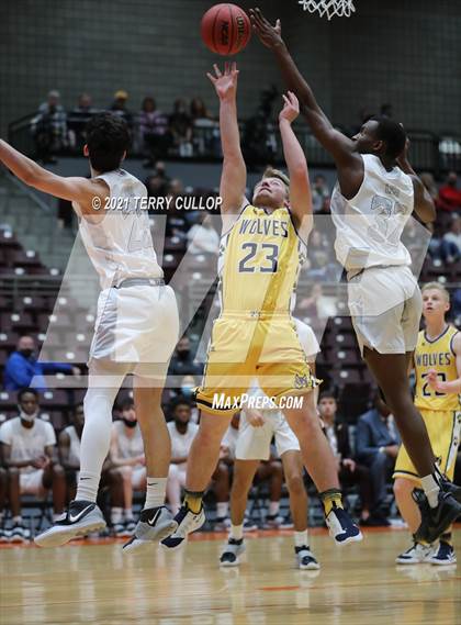 Thumbnail 3 in Enterprise vs. Layton Christian Academy (UHSAA 2A Final) photogallery.
