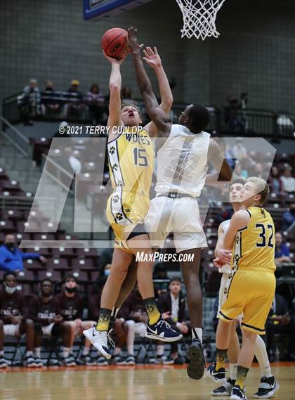 Thumbnail 3 in Enterprise vs. Layton Christian Academy (UHSAA 2A Final) photogallery.