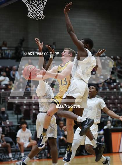 Thumbnail 1 in Enterprise vs. Layton Christian Academy (UHSAA 2A Final) photogallery.
