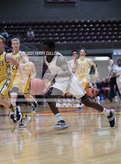 Thumbnail 3 in Enterprise vs. Layton Christian Academy (UHSAA 2A Final) photogallery.