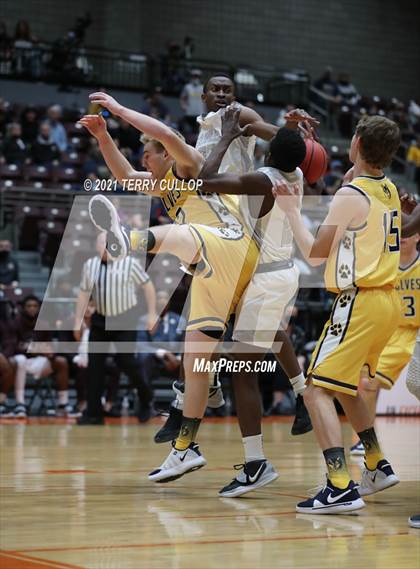 Thumbnail 1 in Enterprise vs. Layton Christian Academy (UHSAA 2A Final) photogallery.