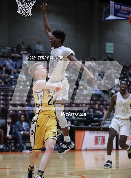 Thumbnail 2 in Enterprise vs. Layton Christian Academy (UHSAA 2A Final) photogallery.