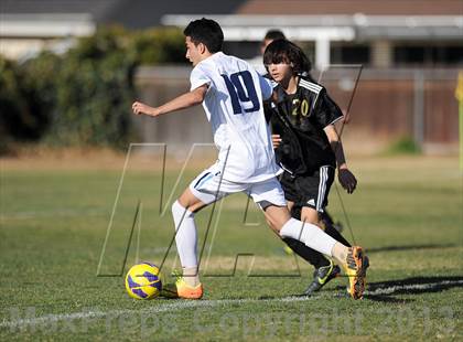 Thumbnail 3 in Crescenta Valley vs. Valencia photogallery.