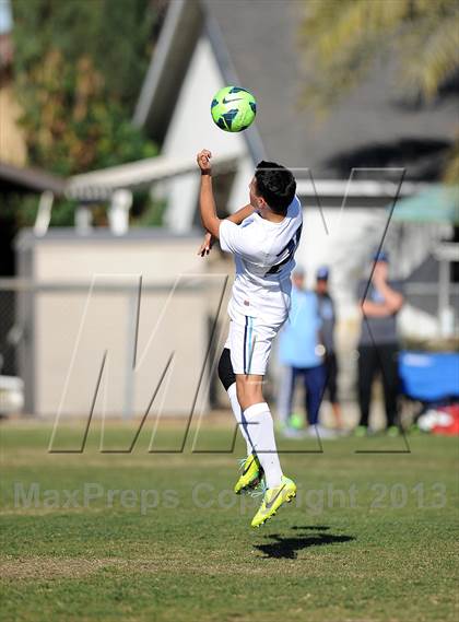 Thumbnail 3 in Crescenta Valley vs. Valencia photogallery.