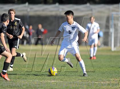 Thumbnail 2 in Crescenta Valley vs. Valencia photogallery.