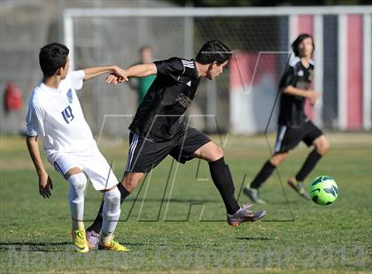 Thumbnail 2 in Crescenta Valley vs. Valencia photogallery.