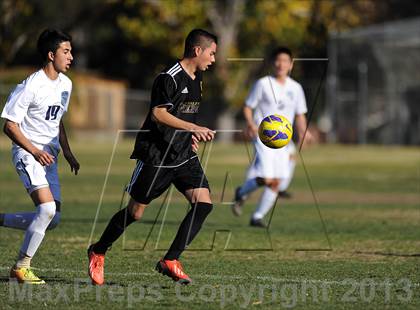 Thumbnail 2 in Crescenta Valley vs. Valencia photogallery.