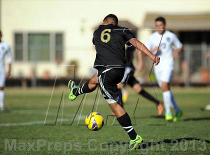 Thumbnail 2 in Crescenta Valley vs. Valencia photogallery.