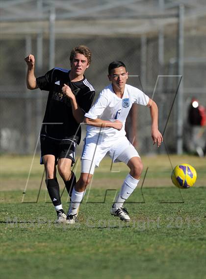 Thumbnail 2 in Crescenta Valley vs. Valencia photogallery.
