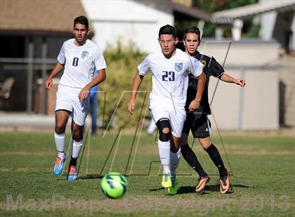 Thumbnail 2 in Crescenta Valley vs. Valencia photogallery.