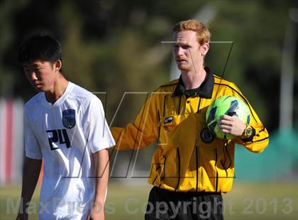 Thumbnail 3 in Crescenta Valley vs. Valencia photogallery.
