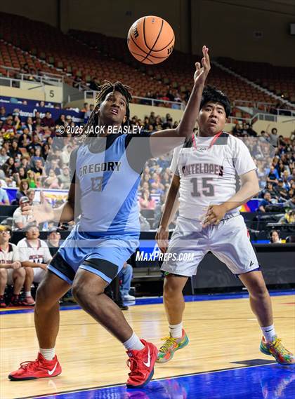 Thumbnail 3 in The Gregory School vs Seligman (AIA 1A Final) photogallery.