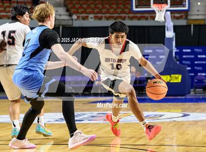 Thumbnail 3 in The Gregory School vs Seligman (AIA 1A Final) photogallery.