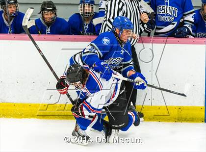 Thumbnail 1 in Countryside vs. Jesuit photogallery.