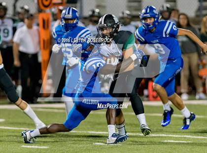 Thumbnail 2 in Yoakum vs. Marion (UIL 3A Bi District Playoff) photogallery.