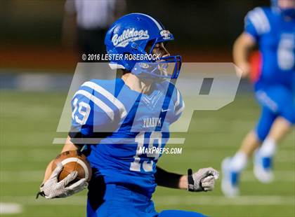 Thumbnail 3 in Yoakum vs. Marion (UIL 3A Bi District Playoff) photogallery.
