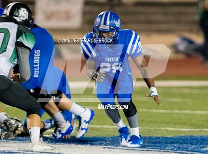 Thumbnail 3 in Yoakum vs. Marion (UIL 3A Bi District Playoff) photogallery.