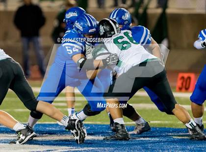 Thumbnail 1 in Yoakum vs. Marion (UIL 3A Bi District Playoff) photogallery.