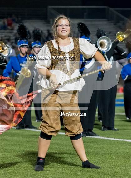 Thumbnail 1 in Yoakum vs. Marion (UIL 3A Bi District Playoff) photogallery.