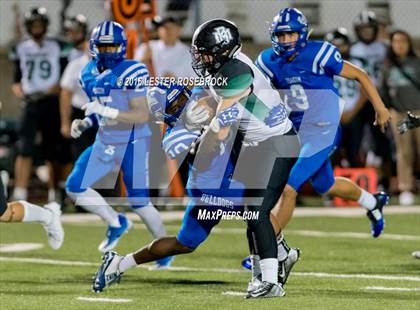 Thumbnail 3 in Yoakum vs. Marion (UIL 3A Bi District Playoff) photogallery.