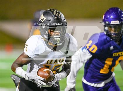 Thumbnail 2 in Sealy vs. Center (UIL D4 Area Playoff) photogallery.