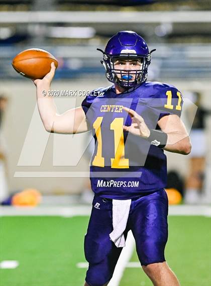 Thumbnail 2 in Sealy vs. Center (UIL D4 Area Playoff) photogallery.