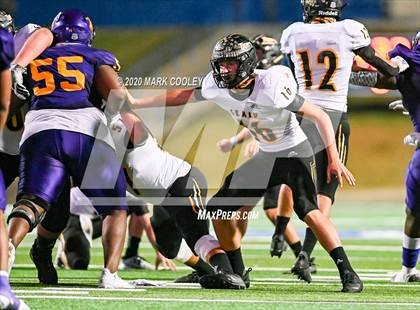 Thumbnail 2 in Sealy vs. Center (UIL D4 Area Playoff) photogallery.