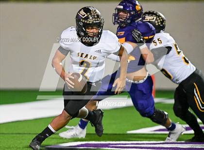 Thumbnail 1 in Sealy vs. Center (UIL D4 Area Playoff) photogallery.