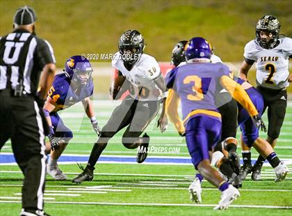 Thumbnail 3 in Sealy vs. Center (UIL D4 Area Playoff) photogallery.