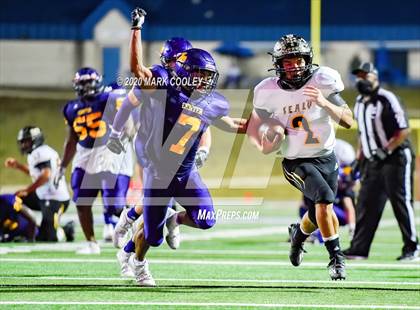 Thumbnail 1 in Sealy vs. Center (UIL D4 Area Playoff) photogallery.