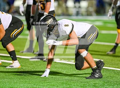 Thumbnail 2 in Sealy vs. Center (UIL D4 Area Playoff) photogallery.