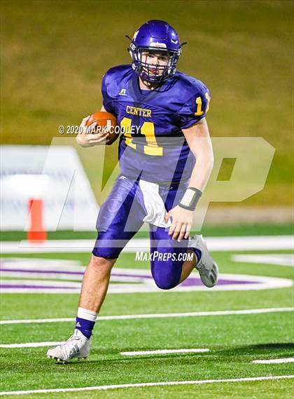 Thumbnail 2 in Sealy vs. Center (UIL D4 Area Playoff) photogallery.
