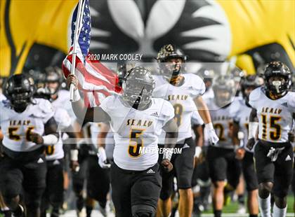 Thumbnail 2 in Sealy vs. Center (UIL D4 Area Playoff) photogallery.