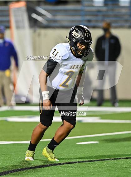 Thumbnail 2 in Sealy vs. Center (UIL D4 Area Playoff) photogallery.