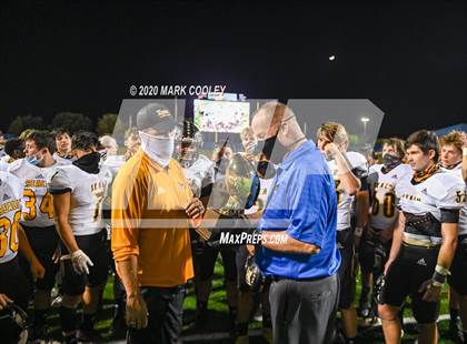 Thumbnail 1 in Sealy vs. Center (UIL D4 Area Playoff) photogallery.
