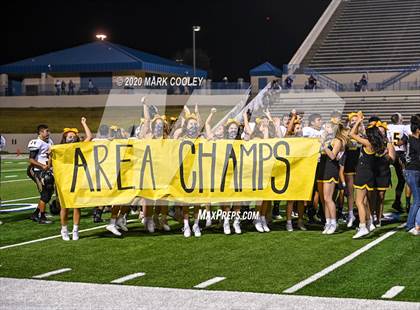 Thumbnail 3 in Sealy vs. Center (UIL D4 Area Playoff) photogallery.