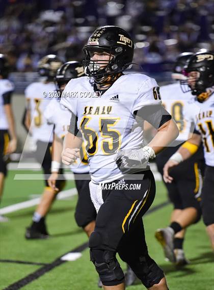 Thumbnail 2 in Sealy vs. Center (UIL D4 Area Playoff) photogallery.