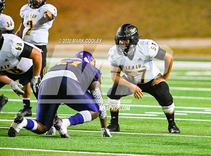 Thumbnail 2 in Sealy vs. Center (UIL D4 Area Playoff) photogallery.