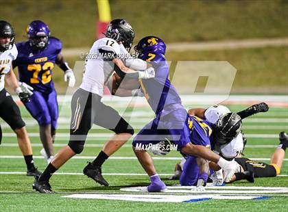 Thumbnail 2 in Sealy vs. Center (UIL D4 Area Playoff) photogallery.