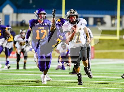 Thumbnail 1 in Sealy vs. Center (UIL D4 Area Playoff) photogallery.