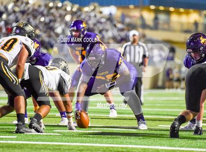 Thumbnail 3 in Sealy vs. Center (UIL D4 Area Playoff) photogallery.