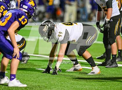 Thumbnail 3 in Sealy vs. Center (UIL D4 Area Playoff) photogallery.