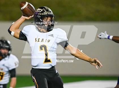 Thumbnail 2 in Sealy vs. Center (UIL D4 Area Playoff) photogallery.