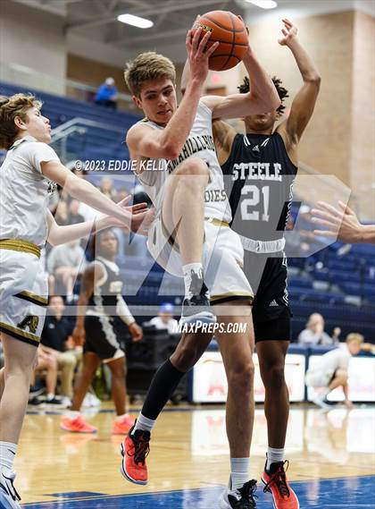 Thumbnail 1 in Steele vs. Amarillo (In-N-Out Tournament) photogallery.
