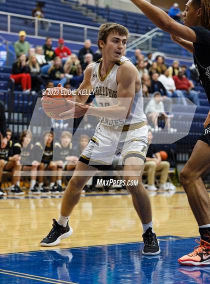Thumbnail 1 in Steele vs. Amarillo (In-N-Out Tournament) photogallery.
