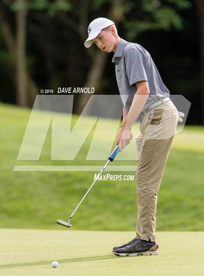 Thumbnail 3 in Central Catholic @ St. John's Prep photogallery.