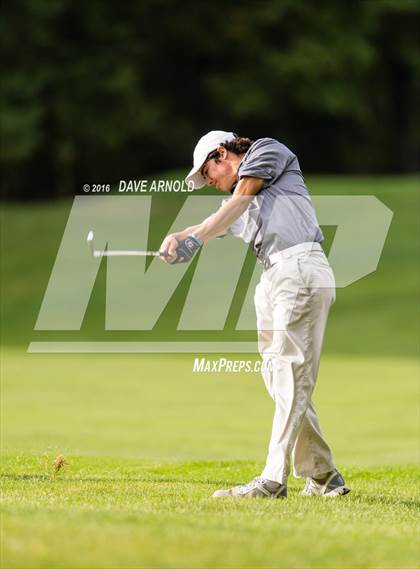 Thumbnail 1 in Central Catholic @ St. John's Prep photogallery.