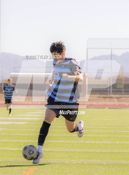 Thumbnail 3 in Thunderbird vs. Mica Mountain  (AIA 4A Quarterfinal) photogallery.